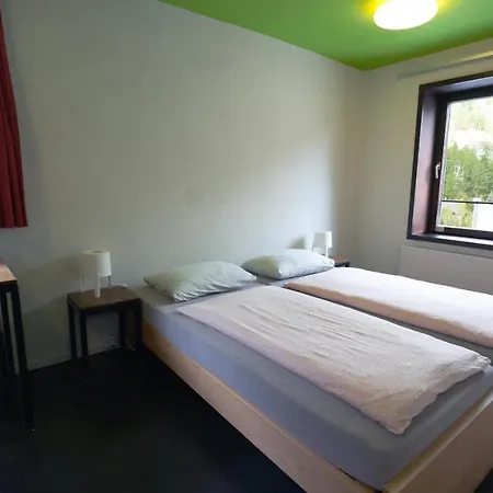Youth Hostel *