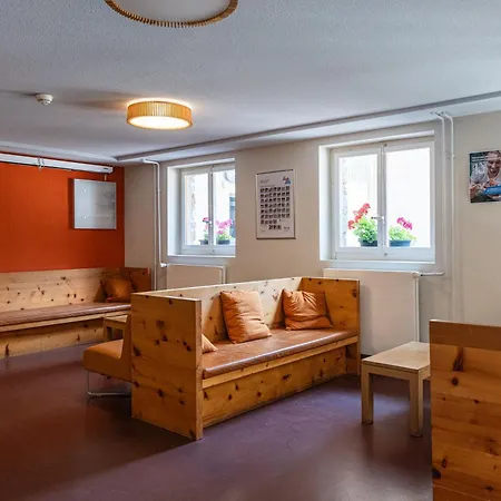 Ostello Youth Zermatt